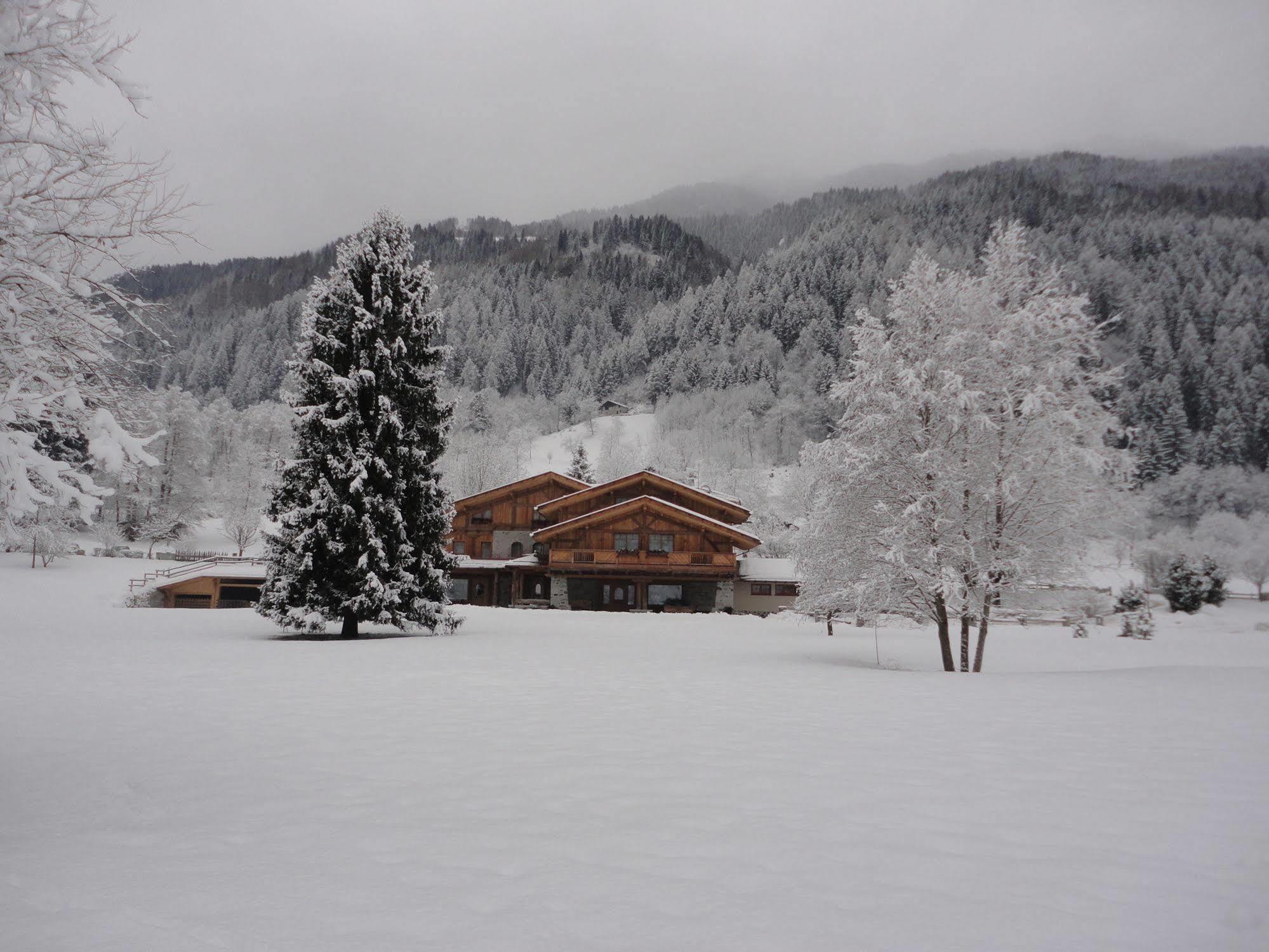 Hotel Maso Del Brenta คาแดร์โซเน ภายนอก รูปภาพ