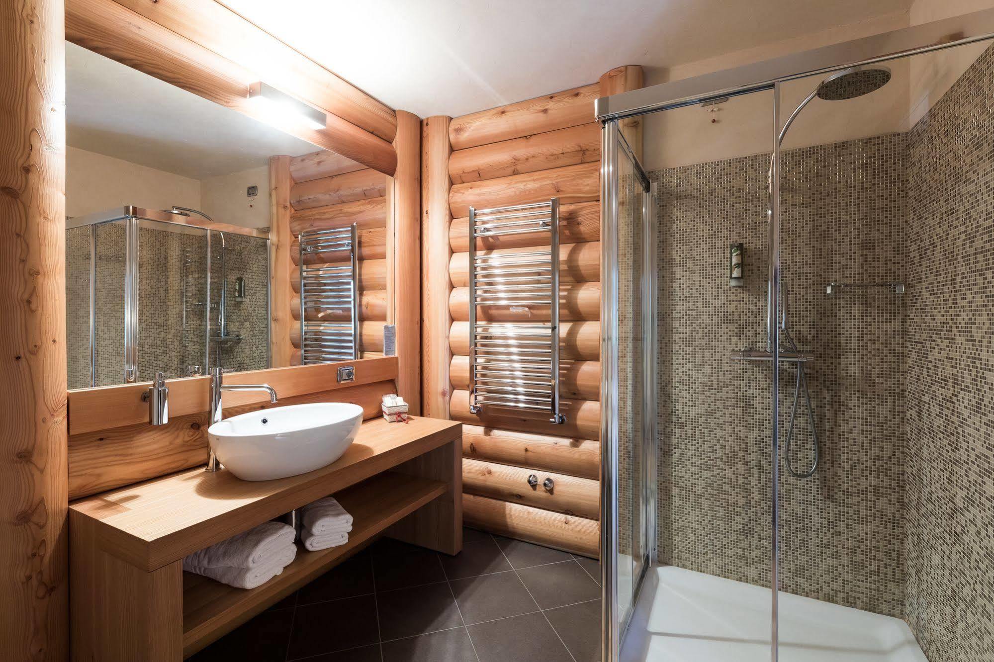 Hotel Maso Del Brenta คาแดร์โซเน ภายนอก รูปภาพ